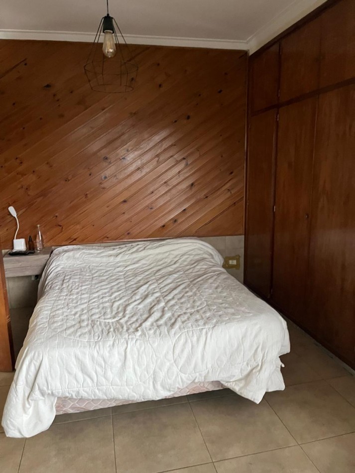 Tres propiedades en una, Casa, Local Comercial mas departamento de 2 ambientes