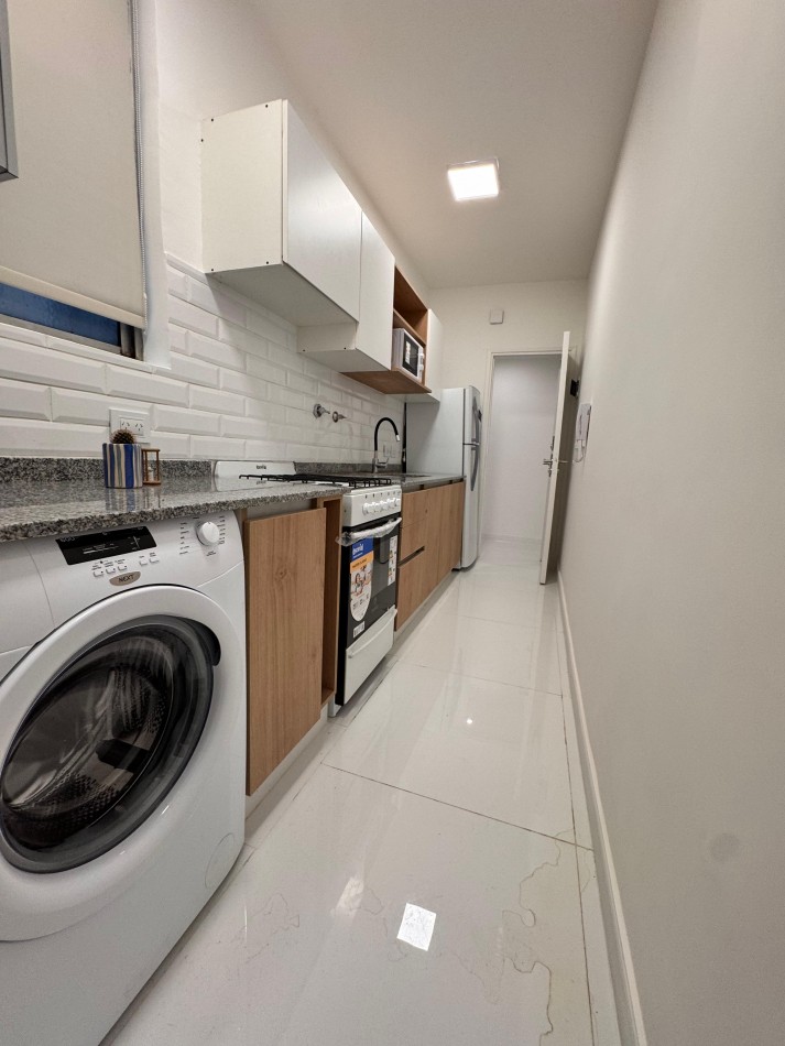 Dos ambientes con dependencia y dos baños, 48 metros