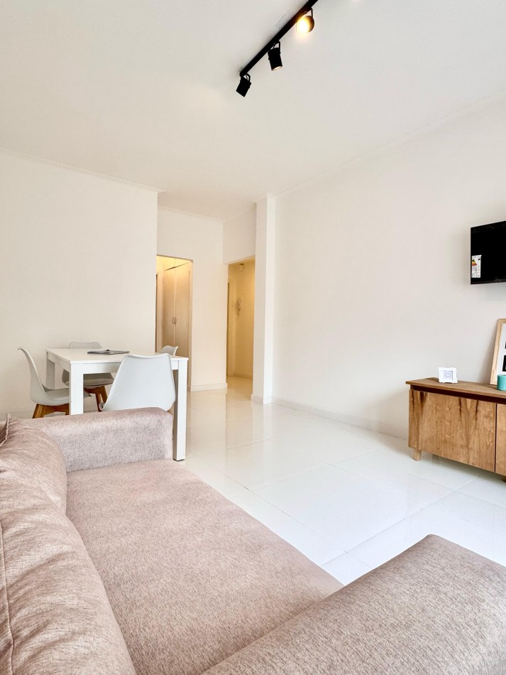 Departamento 2 Amb Centro, Plaza Colon