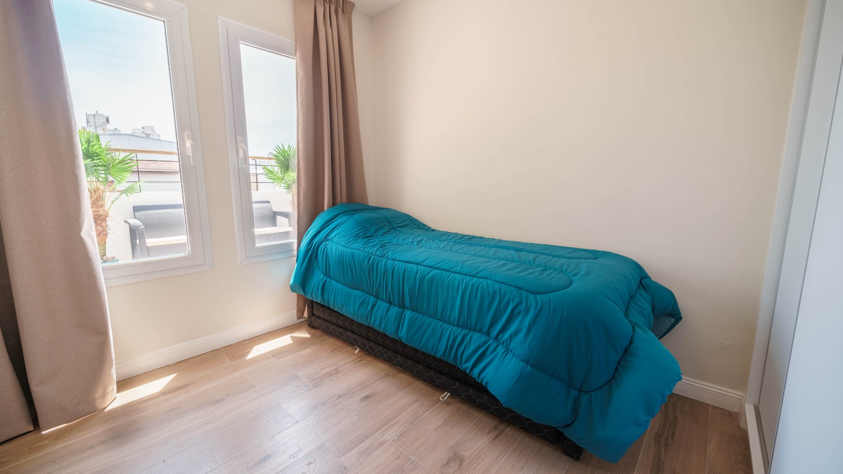 ¡OPORTUNIDAD UNICA! Duplex Reciclado, Zona Aldrey