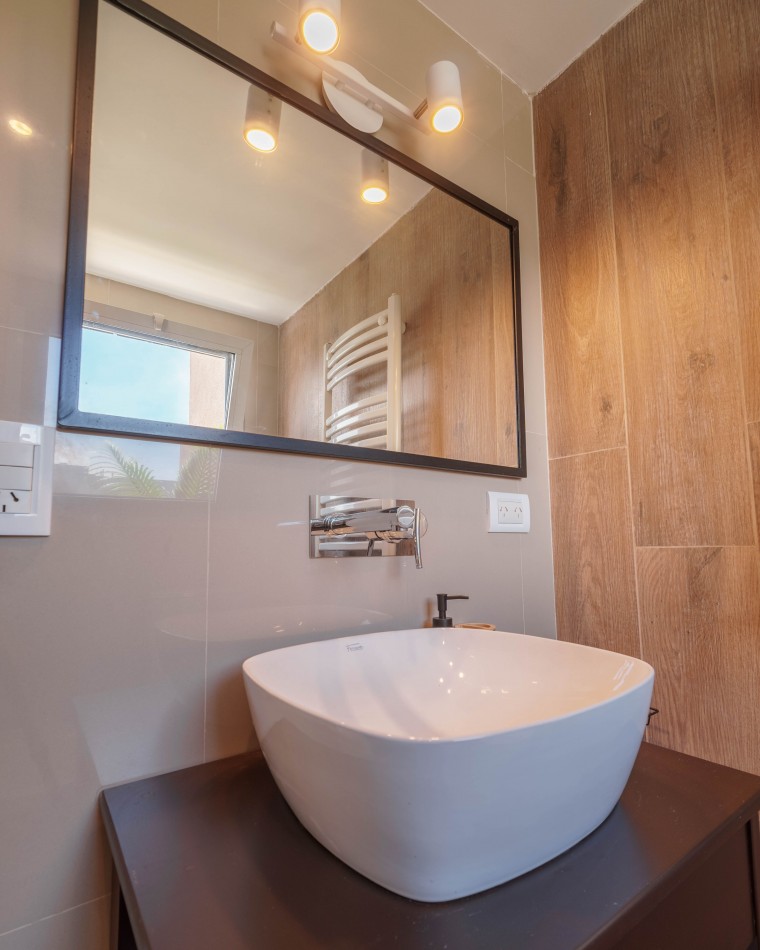 ¡OPORTUNIDAD UNICA! Duplex Reciclado, Zona Aldrey
