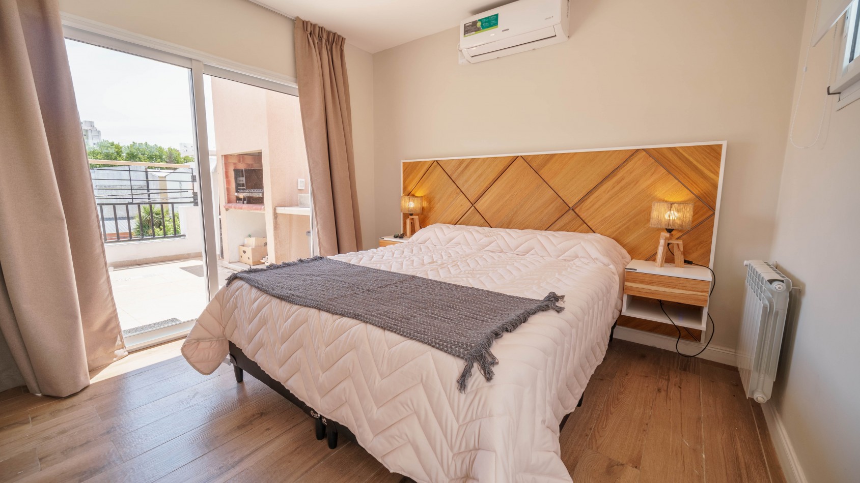 ¡OPORTUNIDAD UNICA! Duplex Reciclado, Zona Aldrey