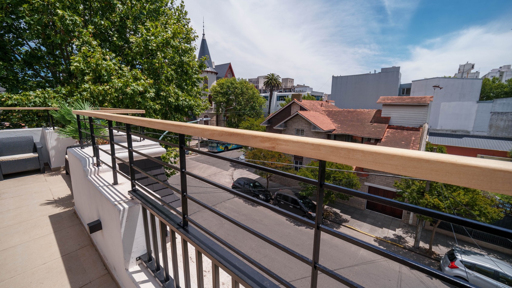 ¡OPORTUNIDAD UNICA! Duplex Reciclado, Zona Aldrey