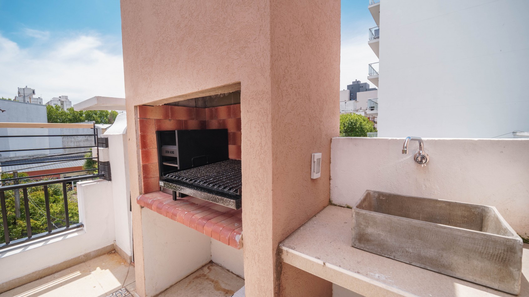 ¡OPORTUNIDAD UNICA! Duplex Reciclado, Zona Aldrey