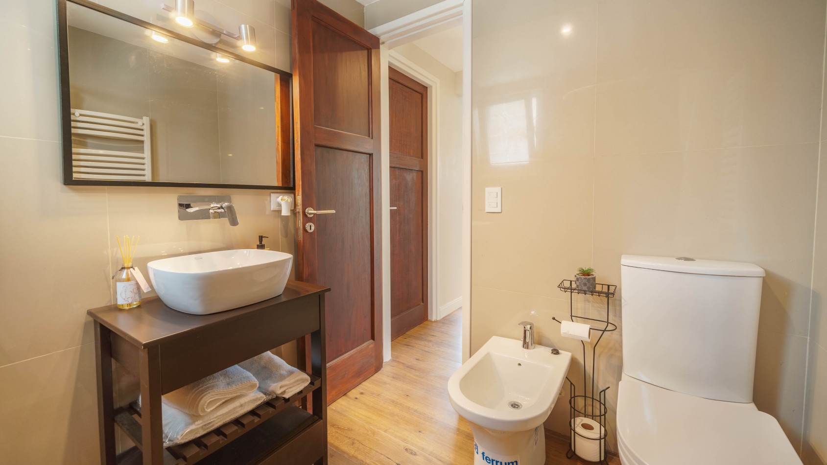 ¡OPORTUNIDAD UNICA! Duplex Reciclado, Zona Aldrey
