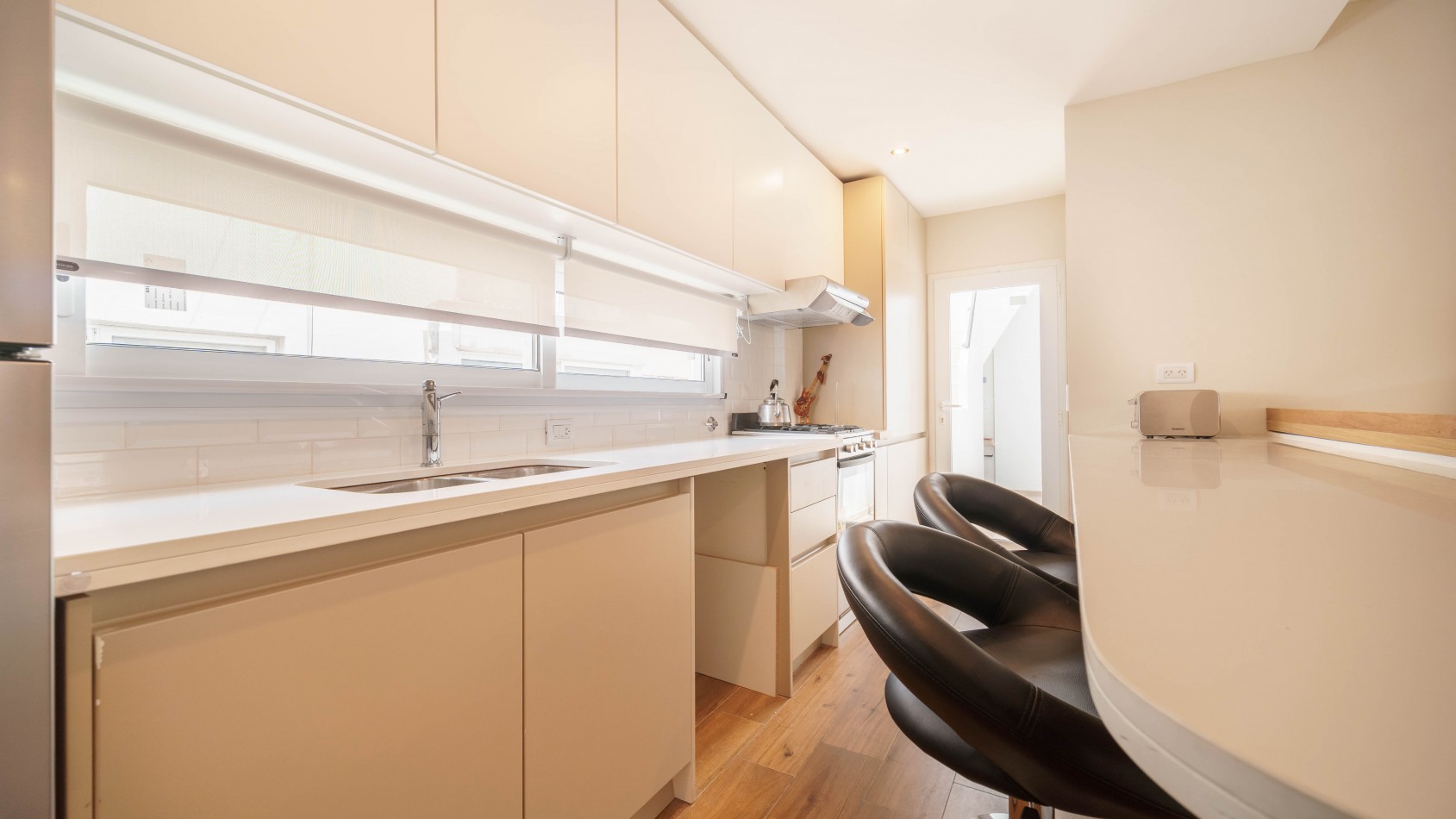¡OPORTUNIDAD UNICA! Duplex Reciclado, Zona Aldrey