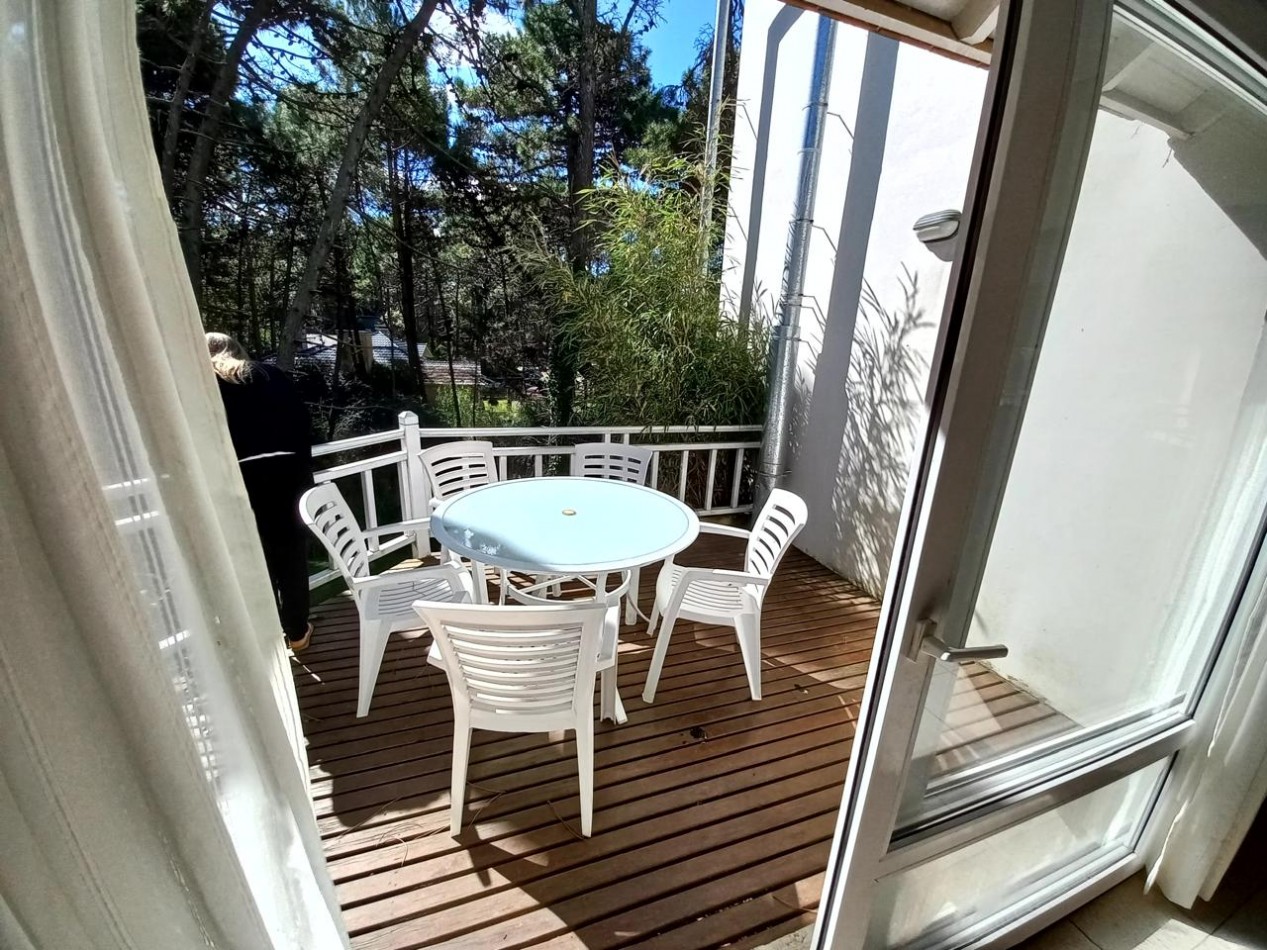 CHALET EN CARILO, Entorno natural con Piscina y Quincho