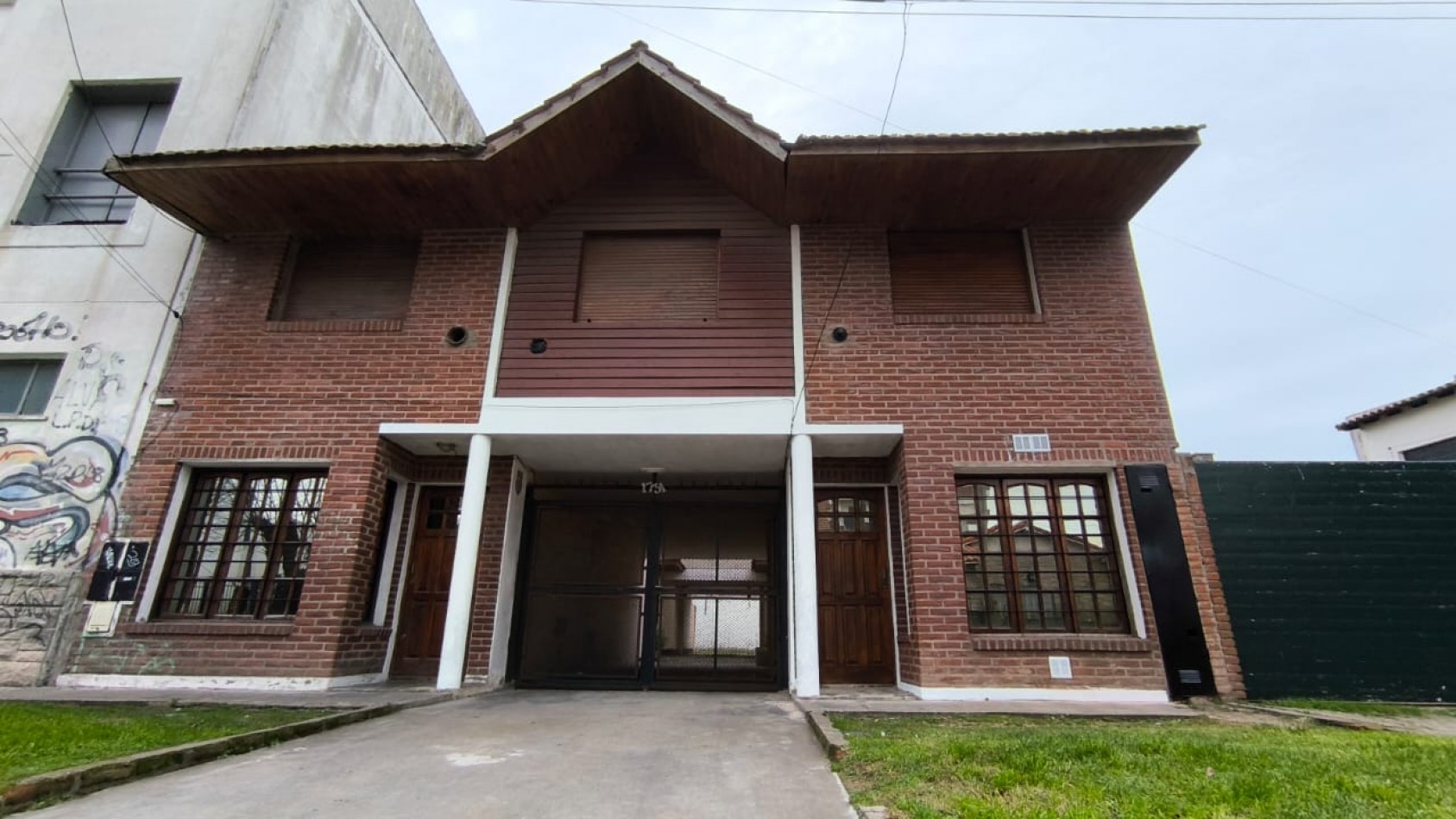 Moderno Duplex de 4 Ambientes a Estrenar en Punta Mogotes