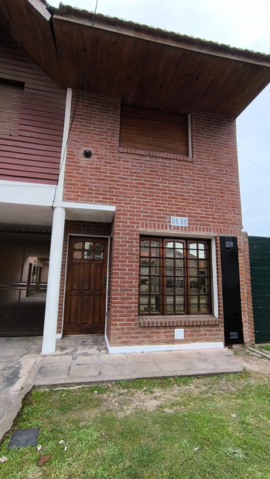 Moderno Duplex de 4 Ambientes a Estrenar en Punta Mogotes