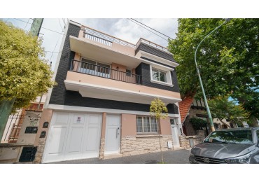 ¡OPORTUNIDAD UNICA! Duplex Reciclado, Zona Aldrey