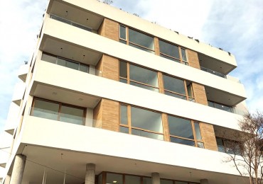 ¡A ESTRENAR EN EG17! Premium de 3 Ambientes al Frente en Playa Grande